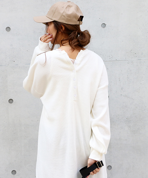 VENCEEXCHANGE（ヴァンスエクスチェンジ）の「ワッフル2WAYワンピース（ワンピース・レディース・ブラック/ベージュ/オフホワイト・FREE）」の11枚目の写真