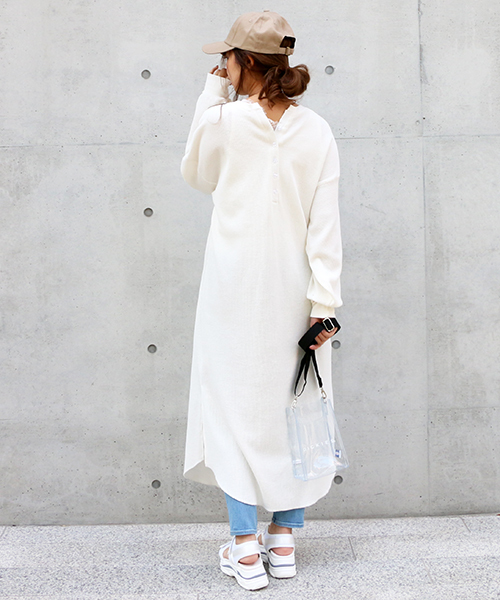 VENCEEXCHANGE（ヴァンスエクスチェンジ）の「ワッフル2WAYワンピース（ワンピース・レディース・ブラック/ベージュ/オフホワイト・FREE）」の14枚目の写真