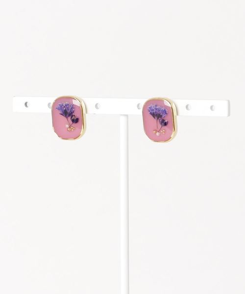 misto accessories（ミストアクセサリーズ）の「プレスドフラワーピアス スクエア（ピアス（両耳用）・レディース・ピンク/ライトグリーン/グレー・FREE）」の5枚目の写真