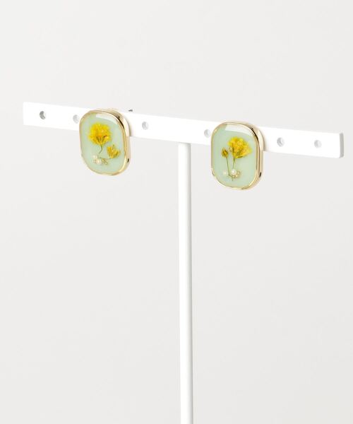 misto accessories（ミストアクセサリーズ）の「プレスドフラワーピアス スクエア（ピアス（両耳用）・レディース・ピンク/ライトグリーン/グレー・FREE）」の7枚目の写真