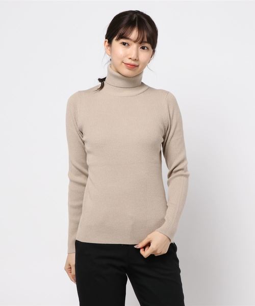 LOWRYS FARM（ローリーズファーム）の「１２Ｇリブタートル　857132（ニット/セーター・レディース・ブラック/ベージュ/ブラウン/レッド/オフホワイト・FREE）」の13枚目の写真