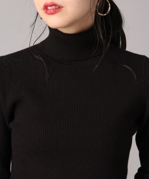 LOWRYS FARM（ローリーズファーム）の「１２Ｇリブタートル　857132（ニット/セーター・レディース・ブラック/ベージュ/ブラウン/レッド/オフホワイト・FREE）」の17枚目の写真