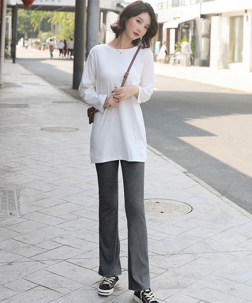 DAY CLOSET(デイ クローゼット)の「レディース スリット入り裏起毛リブフレアパンツ(その他パンツ・レディース・ブラック/モカ/キャメル/ダークグレー/ライトグレー/ホワイト・ONE SIZE)」の15枚目の写真