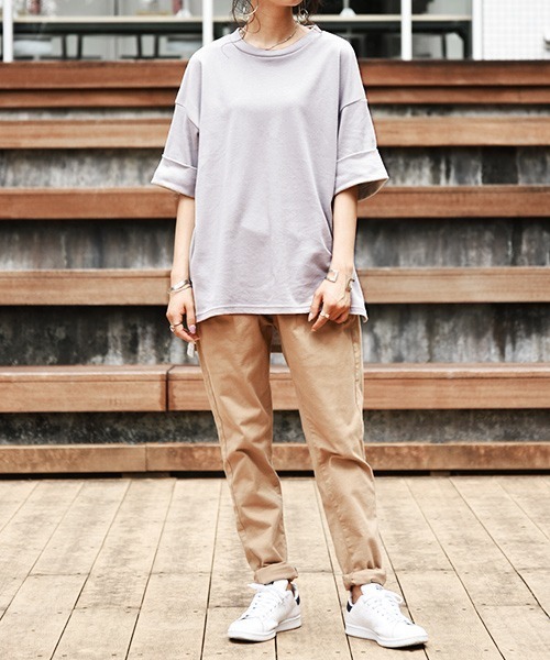 and it_(アンドイット)の「【日本製】Beスリーブデイリーゆるカットソー(Tシャツ/カットソー・レディース・ブラック/ライトグレー/カーキブラウン/ベージュ/ライトブラウン・FREE)」の7枚目の写真