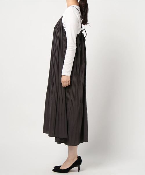 rps（アールピーエス）の「スパンブロードプリーツキャミワンピース（ワンピース・レディース・チャコールグレー/モカ/ライトカーキ/グリーン・M）」の8枚目の写真