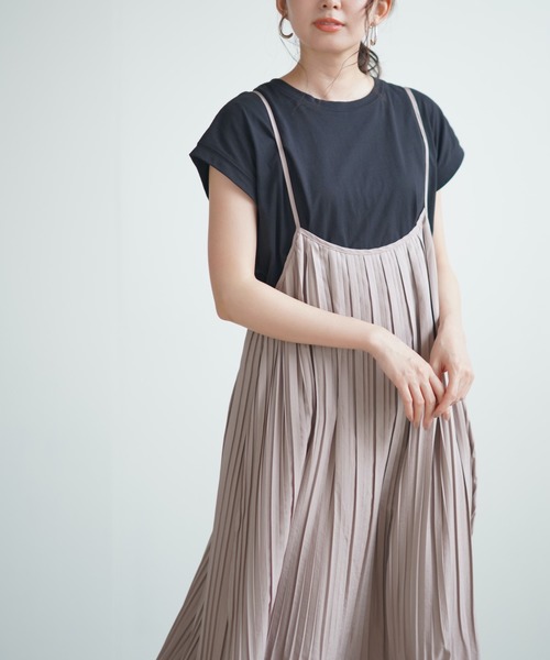 rps（アールピーエス）の「スパンブロードプリーツキャミワンピース（ワンピース・レディース・チャコールグレー/モカ/ライトカーキ/グリーン・M）」の10枚目の写真