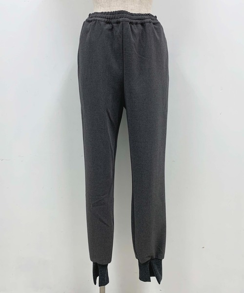 PICCIN(ピッチン)の「裾リブスリットパンツ(その他パンツ・レディース・ブラック/グレー・S/M)」の3枚目の写真