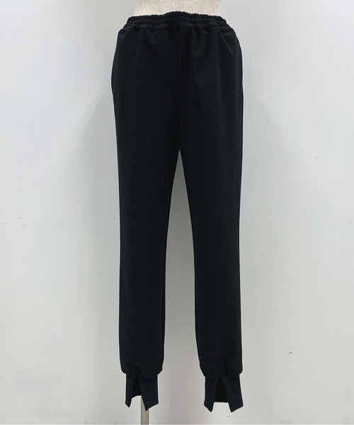 PICCIN(ピッチン)の「裾リブスリットパンツ(その他パンツ・レディース・ブラック/グレー・S/M)」の4枚目の写真