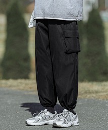 HOOK | 【HOOK】【2021SS】 大きいポケット付き カーゴジョガーパンツ(カーゴパンツ)
