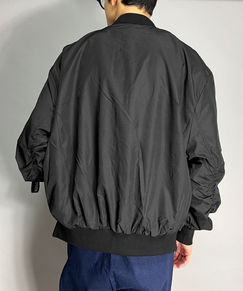 BEATJIVE(ビートジャイブ)の「MA-1 ブルゾン オーバーサイズ メンズ(MA-1・メンズ・ネイビー/カーキ/ブラック・LARGE/X-LARGE/MEDIUM)」の12枚目の写真