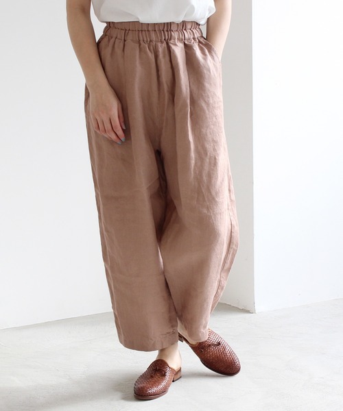 yuni(ユニ )の「Linen Twill gom tuck パンツ(その他パンツ・レディース・ネイビー/ホワイト/ピンク・FREE)」の15枚目の写真