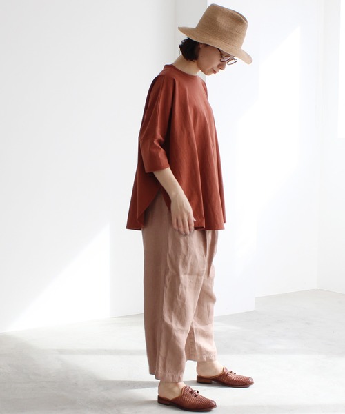 yuni(ユニ )の「Linen Twill gom tuck パンツ(その他パンツ・レディース・ネイビー/ホワイト/ピンク・FREE)」の13枚目の写真