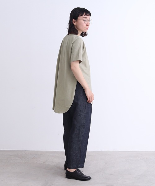 yuni(ユニ )の「Linen Twill gom tuck パンツ(その他パンツ・レディース・ネイビー/ホワイト/ピンク・FREE)」の21枚目の写真
