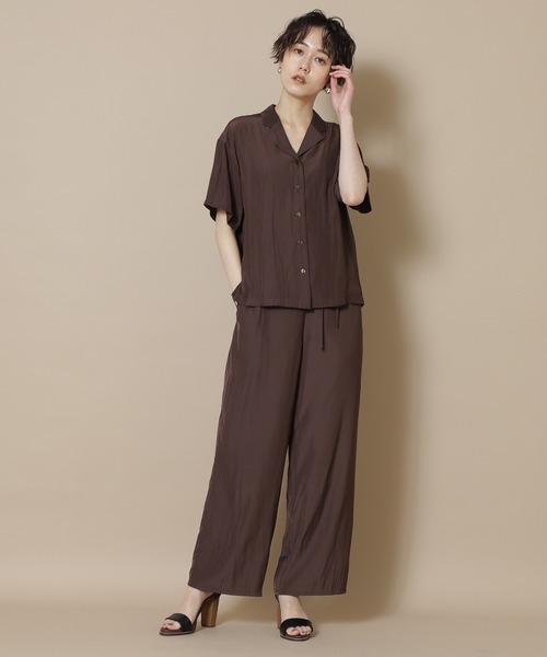 N.(N. Natural Beauty Basic)(エヌエヌナチュラルビューティーベーシック)の「◆パウダーサテンリラックスパンツ(その他パンツ・レディース・チャコールグレー/ブルー/モカ・MEDIUM)」の5枚目の写真