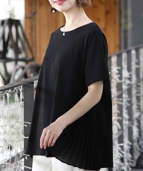 ElegChic(エレグシック)の「サイド プリーツ トップス(Tシャツ/カットソー・レディース・カーキ/ブラック/ネイビー/オフホワイト/ベージュ・F)」の3枚目の写真