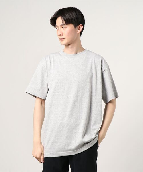 United Athle(ユナイテッドアスレ)の「United Athle/ユナイテッドアスレ 5.6オンス ハイクオリティー Tシャツ(Tシャツ/カットソー・メンズ・ブラック/ベージュ/グレー/オフホワイト/グリーン系その他/オレンジ系その他・MEDIUM/LARGE/X-LARGE/SMALL)」の16枚目の写真