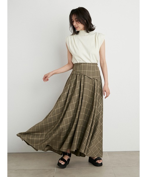 SNIDEL（スナイデル）の「ORGANICSギャザーボリュームカットトップス（Tシャツ/カットソー・レディース・ホワイト/ブラウン/イエロー・FREE）」の18枚目の写真