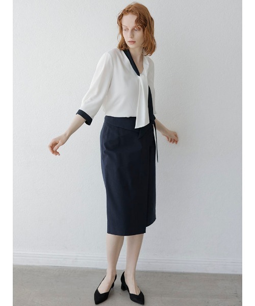 TONAL - 美品❗️トーナル　 ボウタイブラウス　くすみピンク　バイカラー　38 七分袖 TONAL（トーナル）の「バイカラーボウタイ7分袖ブラウス（T