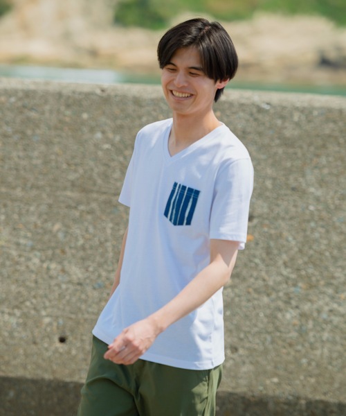 JEANS MATE(ジーンズメイト)の「【ZERO STAIN】別布 柄ポケット付きTシャツ 汗染み防止加工 デザインポケット(Tシャツ/カットソー・メンズ・ホワイト/ホワイト系その他/ブラック/ブルー・MEDIUM/LARGE/X-LARGE)」の9枚目の写真