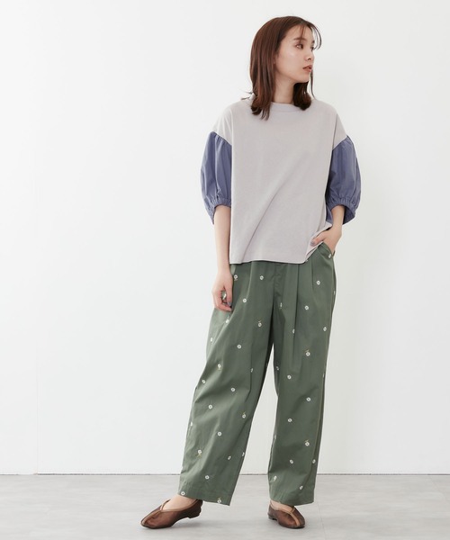 POU DOU DOU（プードゥドゥ）の「デイジー刺繍タックパンツ（その他パンツ・レディース・ベージュ/ネイビー/カーキ・3）」の20枚目の写真