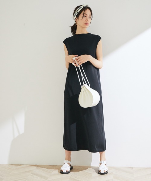 ROPE'（ロペ）の「ハイゲージホールガーメントワンピース（ワンピース・レディース・ブラック/ダークブラウン/マスタード・38）」の13枚目の写真