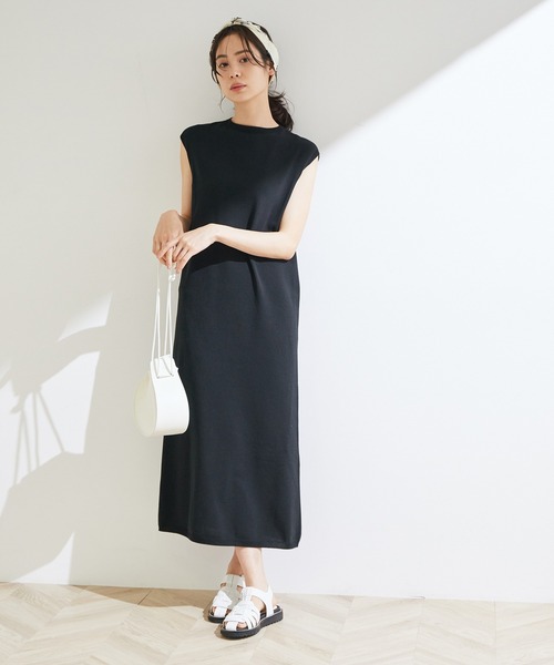 ROPE'（ロペ）の「ハイゲージホールガーメントワンピース（ワンピース・レディース・ブラック/ダークブラウン/マスタード・38）」の7枚目の写真