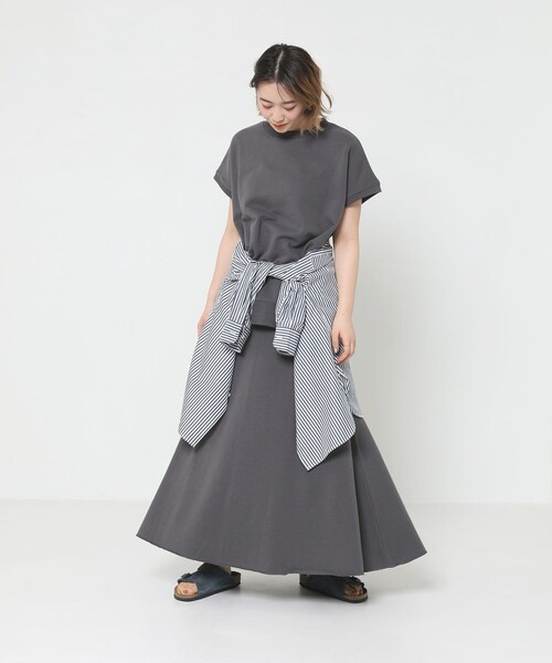 Sig FREAK'S STORE（シグフリークスストア）の「スウェットスカートセットアップ（セットアップ・レディース・ダークグレー/ベージュ・ﾌﾘ-）」の2枚目の写真