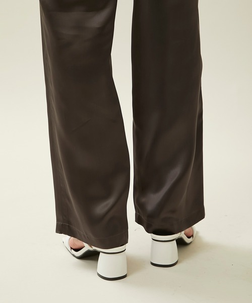 city(シティ)の「【CITY】パデットストラップサンダル(サンダル・レディース・ホワイト/ブラック・1/2)」の5枚目の写真