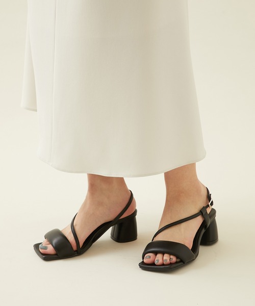 city(シティ)の「【CITY】パデットストラップサンダル(サンダル・レディース・ホワイト/ブラック・1/2)」の15枚目の写真