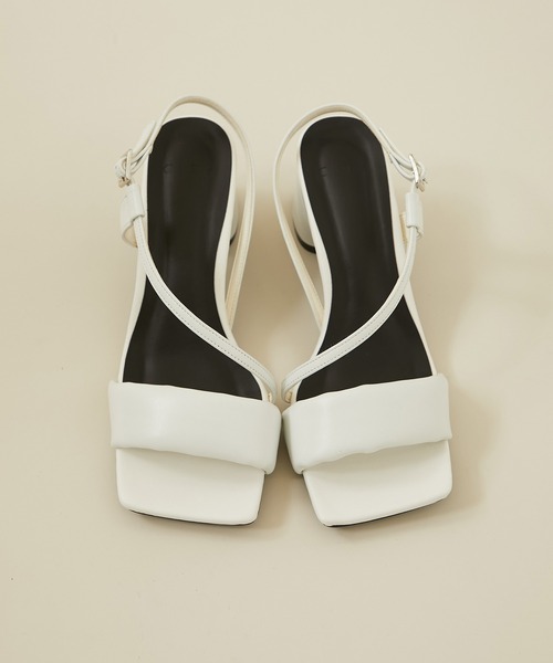 city(シティ)の「【CITY】パデットストラップサンダル(サンダル・レディース・ホワイト/ブラック・1/2)」の8枚目の写真