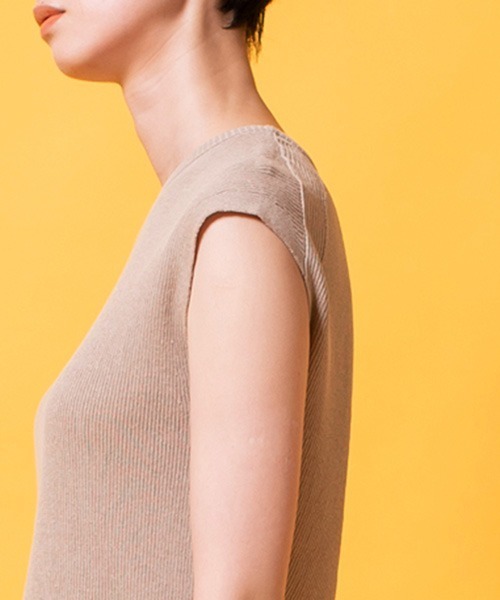 lautreamont BLEUBLANC(ロートレアモンブルーブラン)の「麻混リブニットプルオーバー(ニット/セーター・レディース・ホワイト/ベージュ/オレンジ/グリーン・9号)」の3枚目の写真