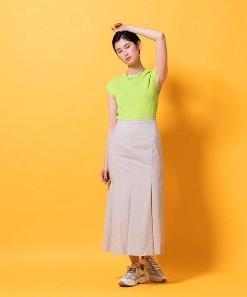 lautreamont BLEUBLANC(ロートレアモンブルーブラン)の「麻混リブニットプルオーバー(ニット/セーター・レディース・ホワイト/ベージュ/オレンジ/グリーン・9号)」の17枚目の写真