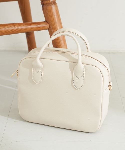 earth music&ecology（アースミュージックアンドエコロジー）の「スクエアミニボストンバッグ ＊（トートバッグ・レディース・アイボリー/モカ・FREE）」の2枚目の写真