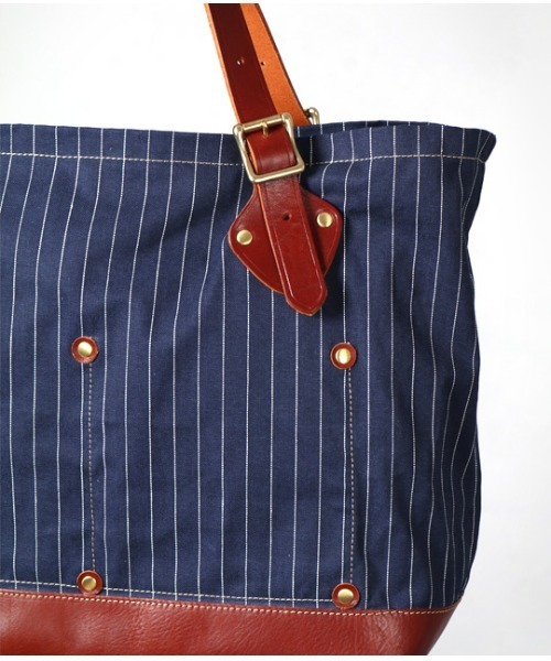 JAPAN BLUE JEANS(ジャパンブルージーンズ)の「デニム×レザーハンドル トラベルトートバッグ(トートバッグ・メンズ・ストライプ・FREE)」の4枚目の写真