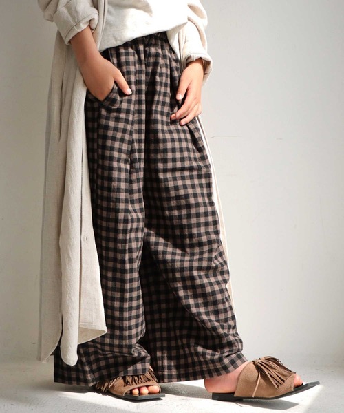 antiqua（アンティカ）の「ボリュームタッセルサンダル（サンダル・キッズ・アッシュブラウン・200/180/170/210/190）」の4枚目の写真