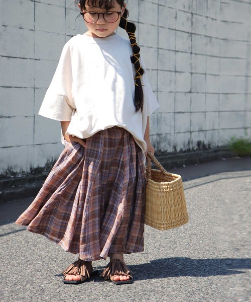 antiqua（アンティカ）の「ボリュームタッセルサンダル（サンダル・キッズ・アッシュブラウン・200/180/170/210/190）」の17枚目の写真