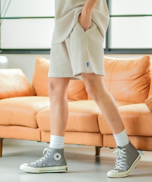 SIDEWAY STANCE（サイドウェイスタンス）の「【SIDEWAY STANCE】ワッフル ショートパンツ セットアップ対応（その他パンツ・メンズ・オフホワイト/ベージュ/ブラック・LARGE/X-LARGE/MEDIUM）」の3枚目の写真
