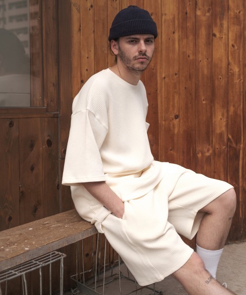 SIDEWAY STANCE（サイドウェイスタンス）の「【SIDEWAY STANCE】ワッフル ショートパンツ セットアップ対応（その他パンツ・メンズ・オフホワイト/ベージュ/ブラック・LARGE/X-LARGE/MEDIUM）」の4枚目の写真