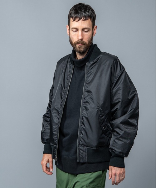 MR.OLIVE(ミスターオリーブ)の「ボア x フライトクロス / リバーシブル MA-1 フライトジャケット(MA-1・メンズ・ブラック/カーキ・LARGE/SMALL/MEDIUM)」の6枚目の写真