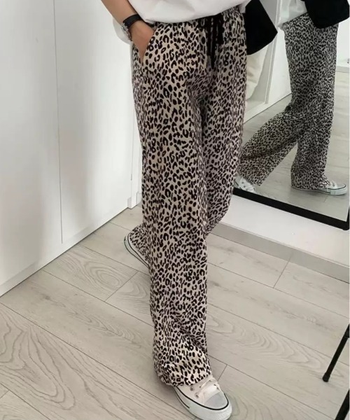 KOR（ケーオーアール）の「アニマル レオパード柄 豹柄 ストレートワイドパンツ（その他パンツ・レディース・レオパード・M/L/XL/2XL/3XL/4XL/5XL）」の12枚目の写真