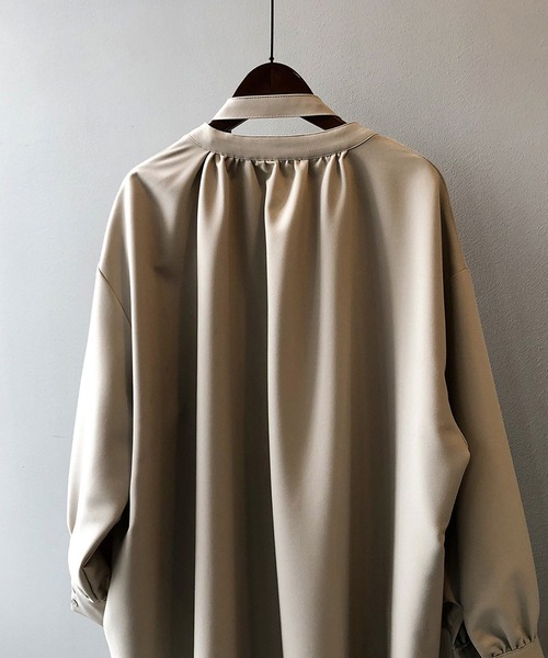 Bifrost(ビフレスト)の「サテンライクシャツワンピース(シャツワンピース・レディース・ベージュ/ブルー・M/L)」の10枚目の写真