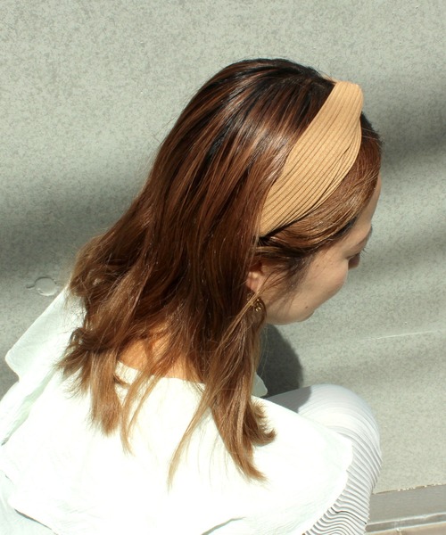 yield(イールド)の「【yield select】クロストップ ヘアバンド ESN-001NES-001(ヘアバンド・レディース・チャコールグレー/ブラック/ダークグリーン/ベージュ/ネイビー/グレー/マスタード/ワインレッド/ミント/チェリーピンク/コーラル・FREE)」の5枚目の写真