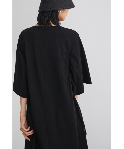 STYLEMIXER（スタイルミキサー）の「アームギャザーワンピース（ワンピース・レディース・ブラック/ベージュ/レッド・SMALL/MEDIUM）」の17枚目の写真