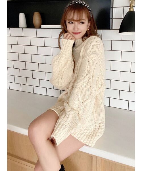 RESEXXY（リゼクシー）の「ケーブルニットチュニック（ニット/セーター・レディース・ブラック/アイボリー/キャメル・FREE）」の21枚目の写真
