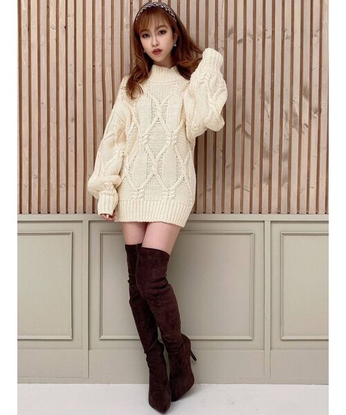 RESEXXY（リゼクシー）の「ケーブルニットチュニック（ニット/セーター・レディース・ブラック/アイボリー/キャメル・FREE）」の13枚目の写真