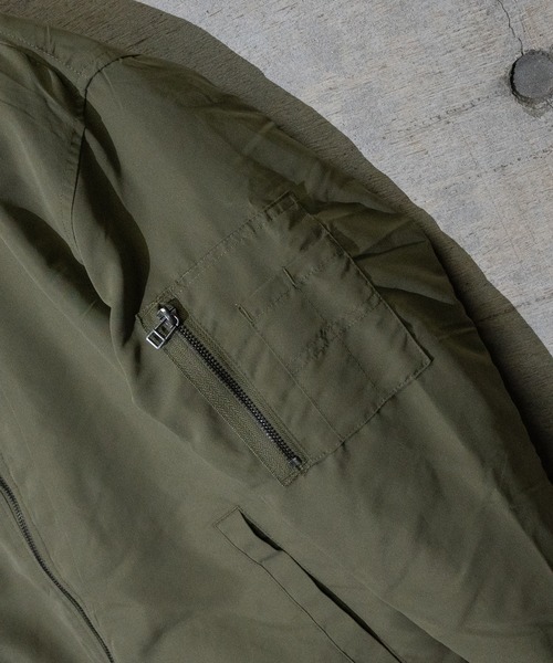JOHN'S CLOSET(ジョンズクローゼット)の「【i】ポリピーチMA-1(MA-1・メンズ・カーキ/サックスブルー/グレイッシュベージュ/ミント/ブラック/ピンク・X-LARGE/LARGE/MEDIUM)」の11枚目の写真