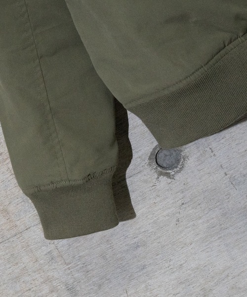 JOHN'S CLOSET(ジョンズクローゼット)の「【i】ポリピーチMA-1(MA-1・メンズ・カーキ/サックスブルー/グレイッシュベージュ/ミント/ブラック/ピンク・X-LARGE/LARGE/MEDIUM)」の9枚目の写真