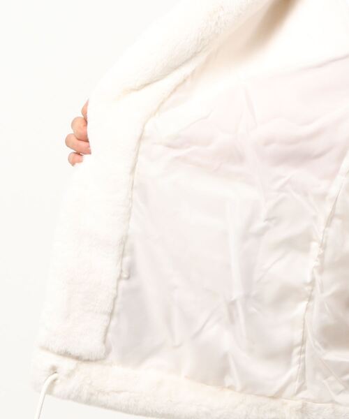 adidas Originals(アディダスオリジナルス)の「【adidas Originals】Fur Jacket(ブルゾン・レディース・ホワイト・SMALL/X-SMALL)」の3枚目の写真
