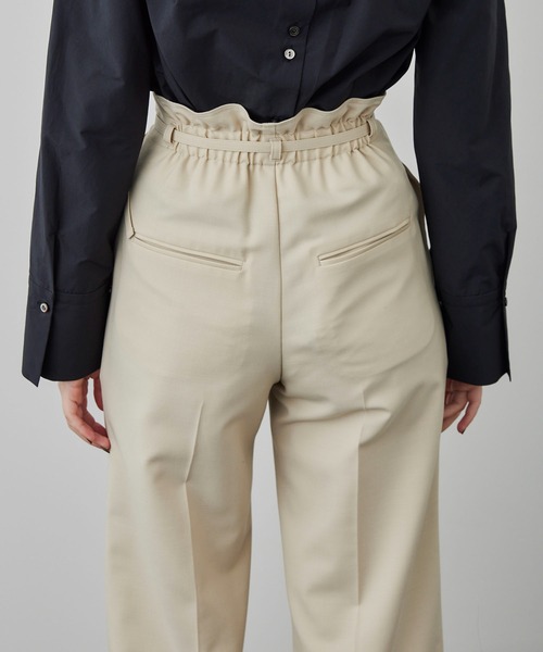 UNITED TOKYO(ユナイテッドトウキョウ)の「ワンタックセミワイドパンツ(スラックス・レディース・ブラック/ブラウン/アイボリー/ブルー・1/2/3)」の6枚目の写真