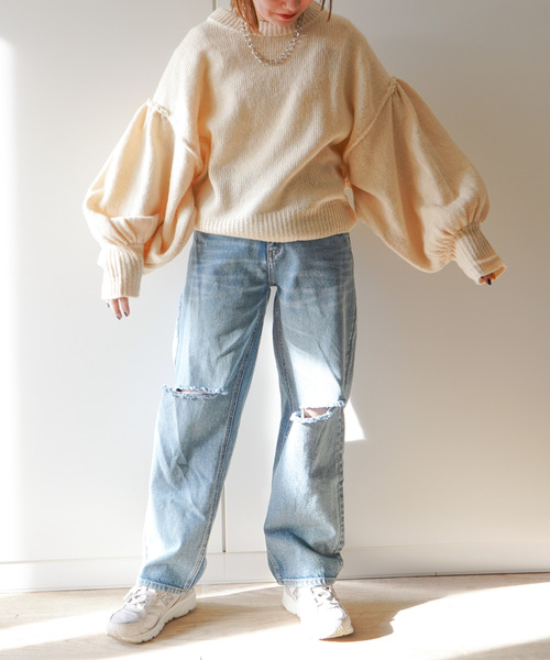 VENCEEXCHANGE（ヴァンスエクスチェンジ）の「【WEB限定】ボリュームドルマンスリーブクルーネックニット（ニット/セーター・レディース・レッド/オフホワイト/ブルー/グリーン・FREE）」の7枚目の写真